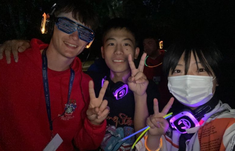 海外サマーキャンプ 夜のイベント